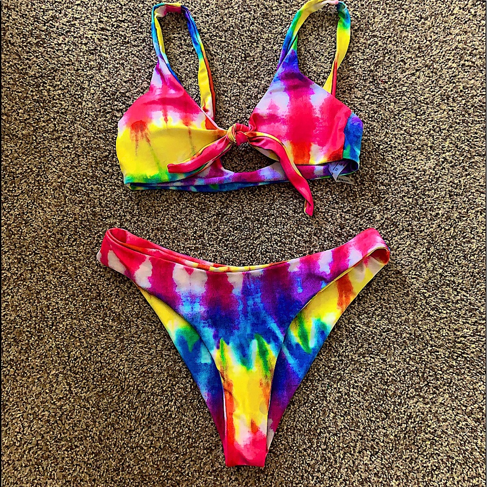 shein baiting suit, rainbow tye dye, Medium top and bottom. NEVER wore before